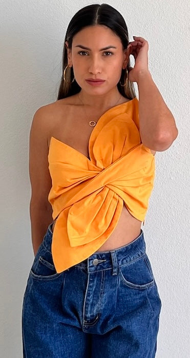 Bloom Style One-Shoulder Crop Top