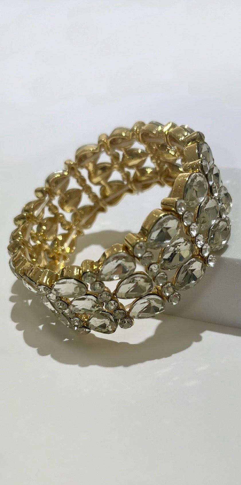 Gliterring Effect Crystals Gold Bracelet