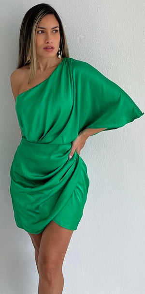 Elegant Poise Green One-Shoulder Satin Dress