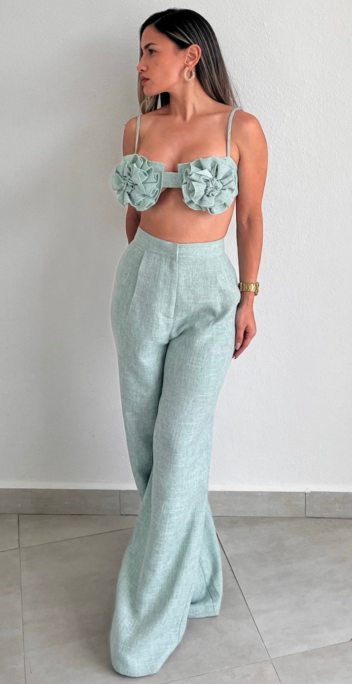 Blooming & Style Sage Linen Two-Piece Set