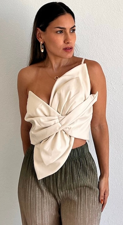 Bloom Style Leather One-Shoulder Crop Top