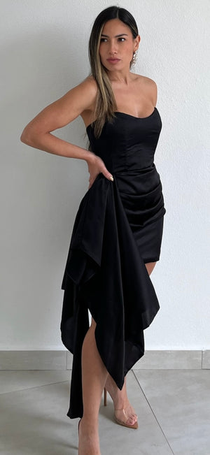 Luxurios Vision Black Strapless Satin Dress