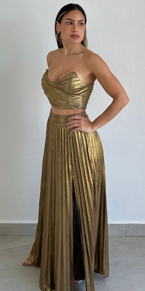 Stunning Impression Gold Metallic Two-Piece Set