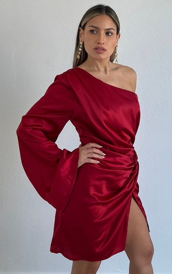 Enchanting Essence Red One-Shoulder Satin Dress