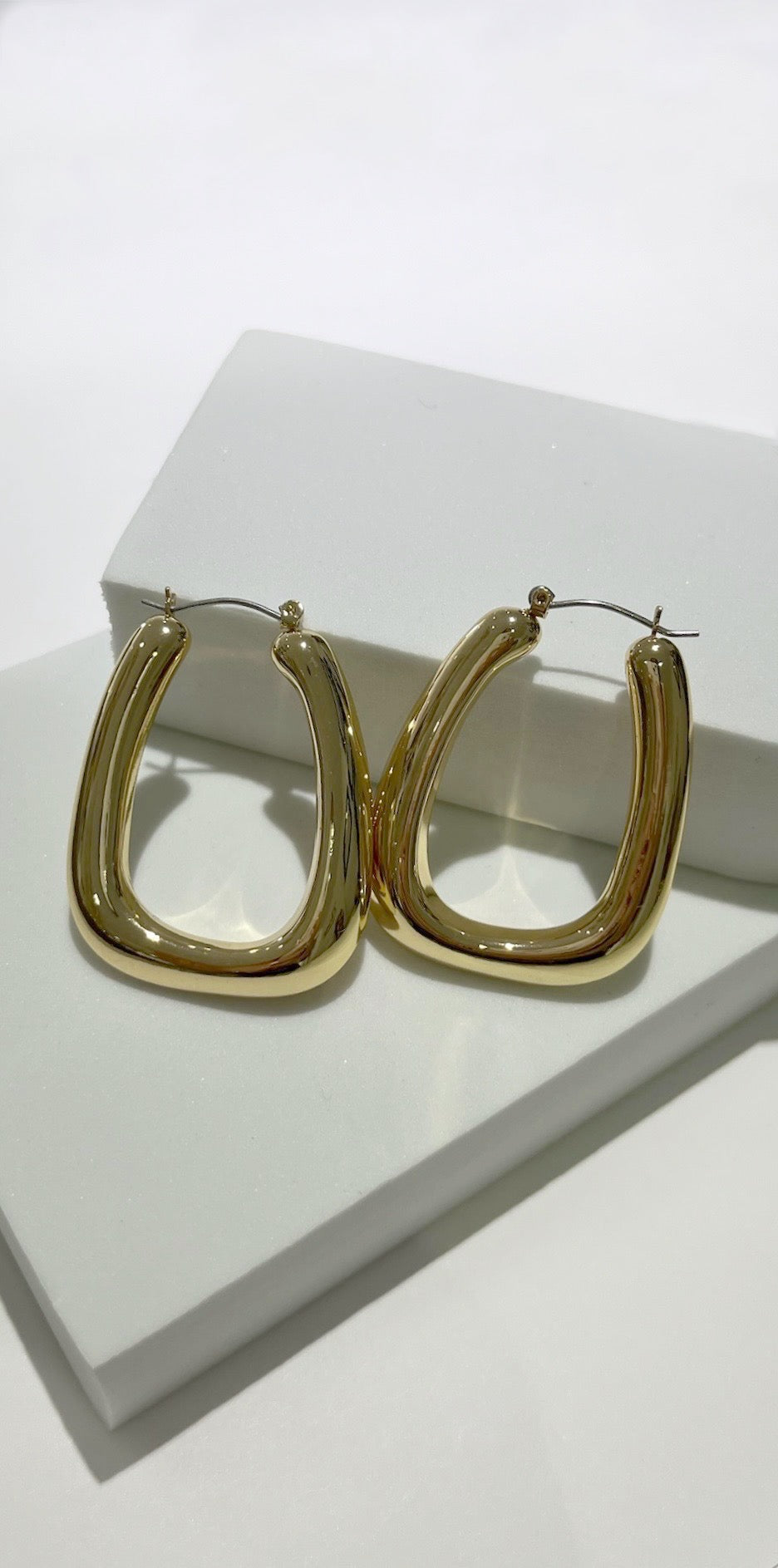 Exceptional Angle Gold Geometric Beveled Hoop Earrings