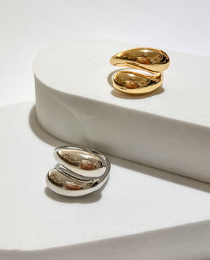 Sleek Ways Metal Ring